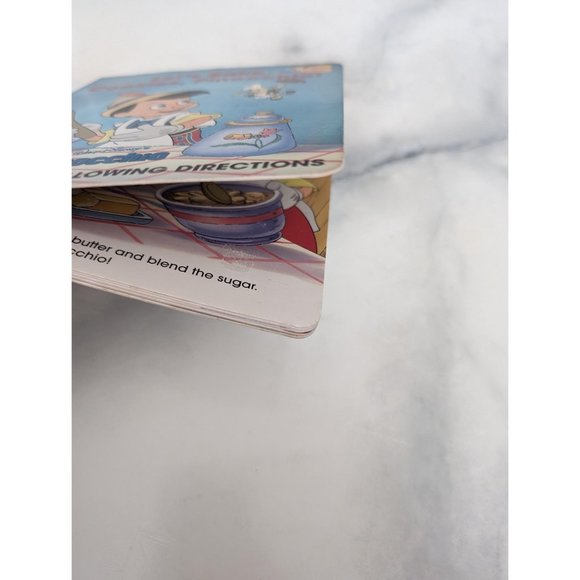 Vintage Walt Disney Let's Bake Cookies, Pinocchio! Card Book - Picture 4 of 5